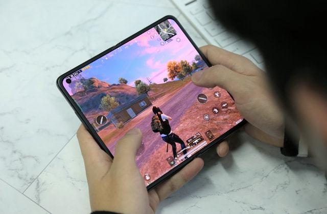 维持游戏健康：和平精英开发团队如何与社区合